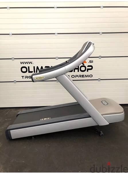 technogym treadmill 700 exite like new se3ra 1600 dolar 03139571 1