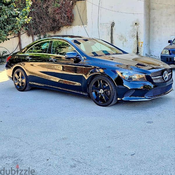 Mercedes-Benz CLA 250 "2018" 4MATIC 27000 MILES اجنبية شبه جديدة 4