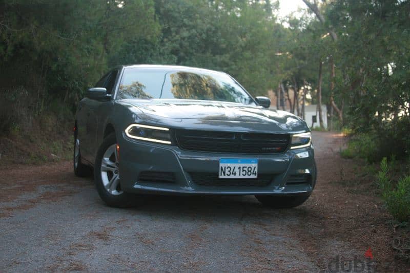 Dodge Charger 2018 1