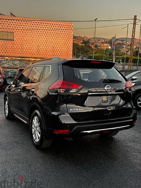 Nissan X-Trail 2018 3