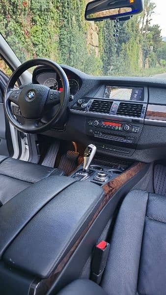 BMW X5 2011 10