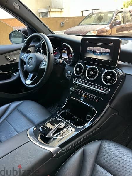 Mercedes GLC 300 AMG-line 4matic 2017 black on black (clean carfax) 8