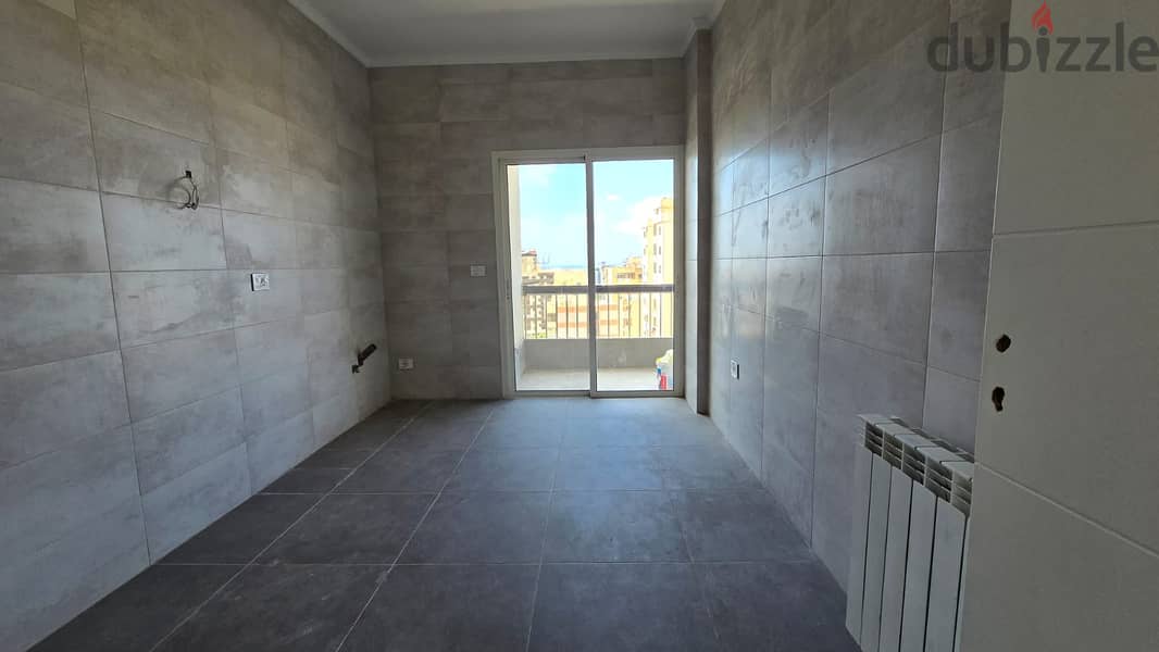 Apartment For Sale in Zalka شقة للبيع في الزلقا 8