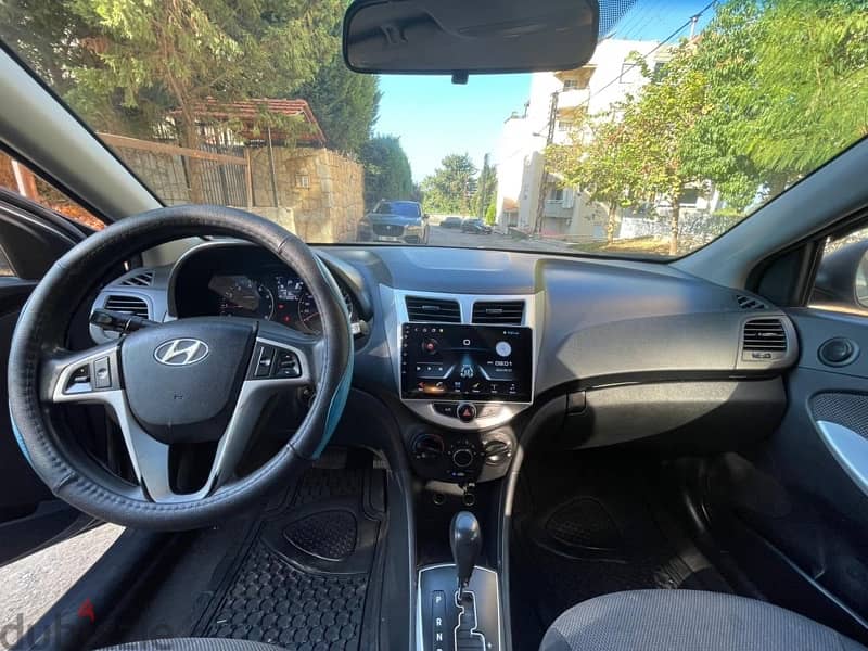 Hyundai Accent 2015 4