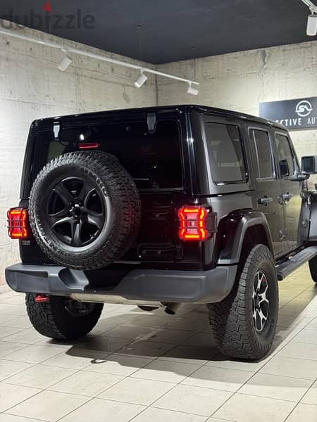 Jeep Wrangler 2020 in excellent condition 5