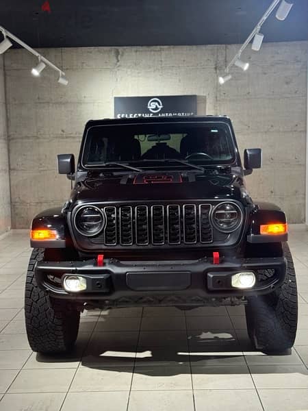 Jeep Wrangler 2020 in excellent condition 16