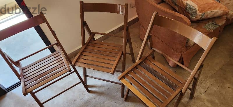 Wooden chairs 1