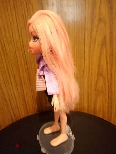 ClOE SELFIE SNAPS BRATZ MGA wearing as new doll 2017+Nude feet shoes