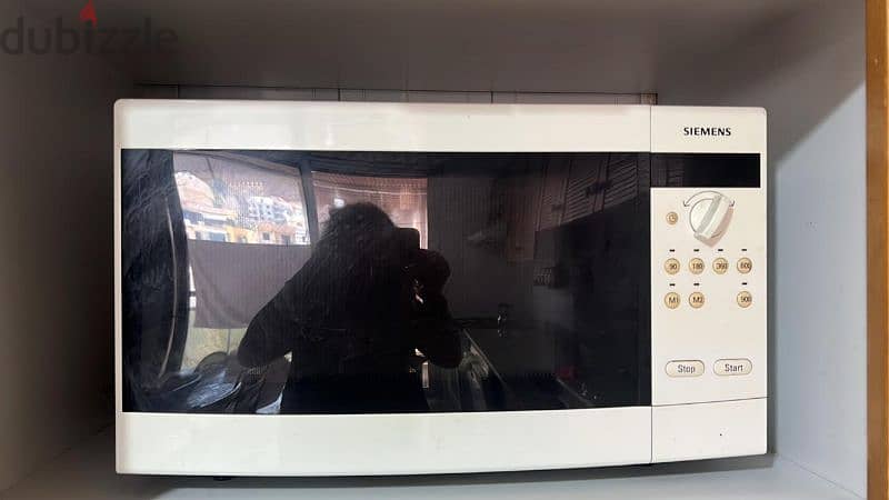 freezer + microwave used like new 350 $ 2