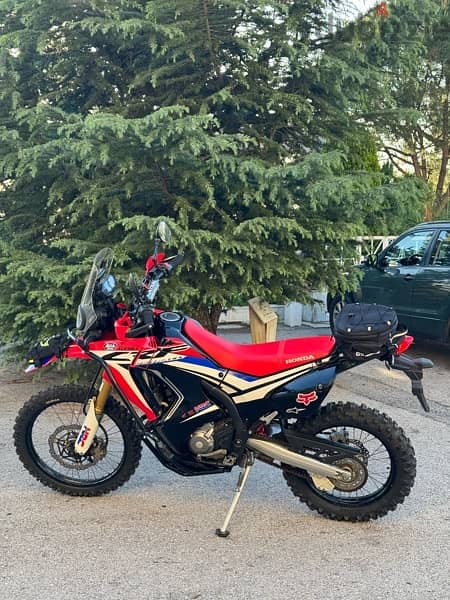 crf 250 Rally in excellent condition 5