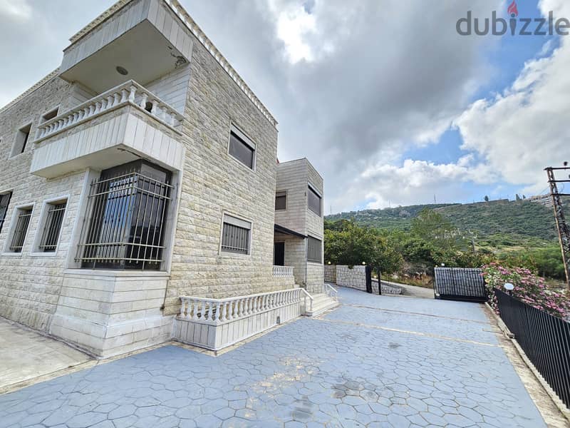 The 2000sqm villa consists of 3 different apartments REF#KS95835 7