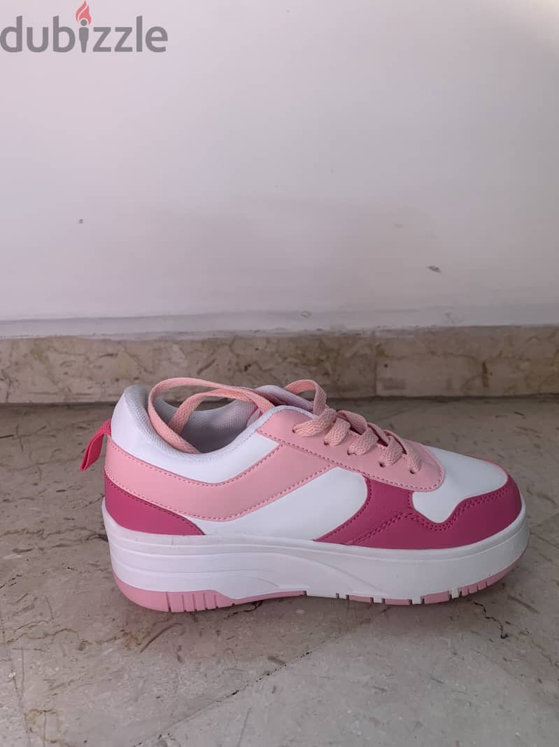 Pink Roller Shoes 4