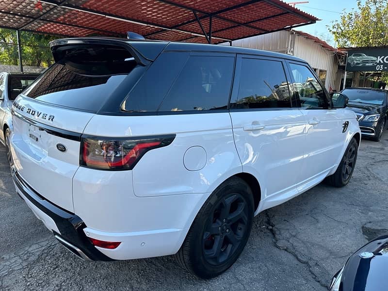 Land Rover Range Rover Sport 2018 13