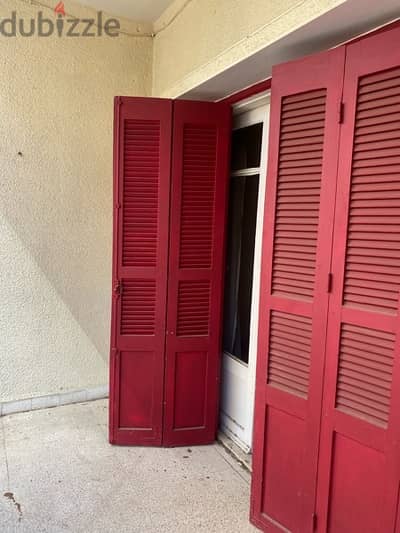 Vintage apartment with charactere in Sioufi large balconies