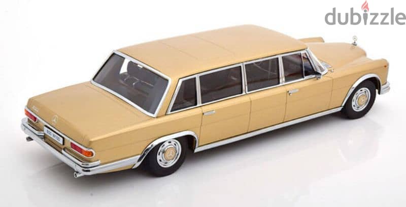 mercedes benz limousine pullman 600 by KK  in gold 1