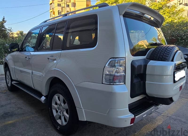 Mitsubishi Pajero 2013 7