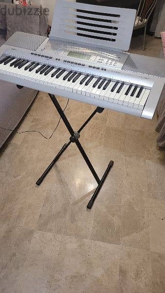 CASIO CTK-4000 KEYBOARD USED 2 MONTHS ONLYY! 1