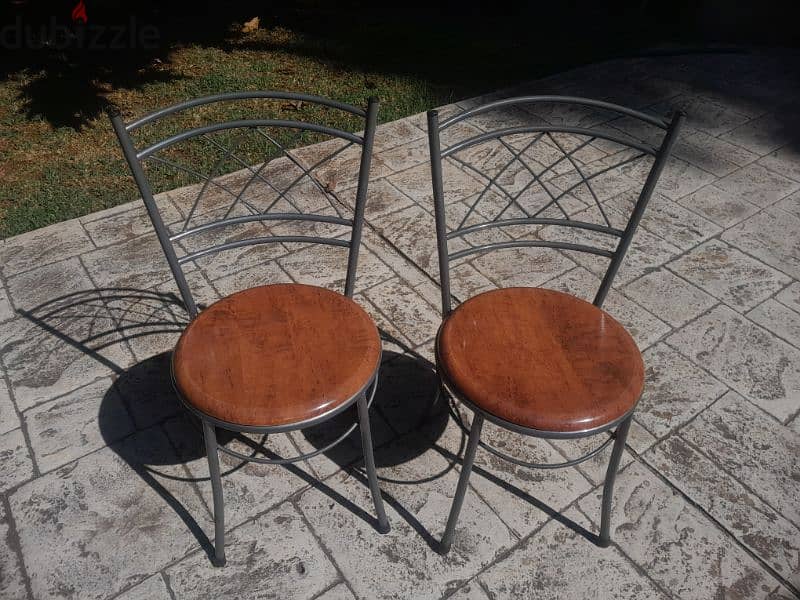 chairs 0