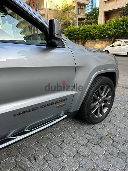 Jeep Grand Cherokee Limited Plus 75th anniversary 2017 gray on black 6