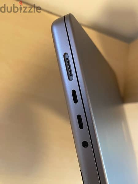 Apple MacBook pro 16” M2 Pro 2023 5