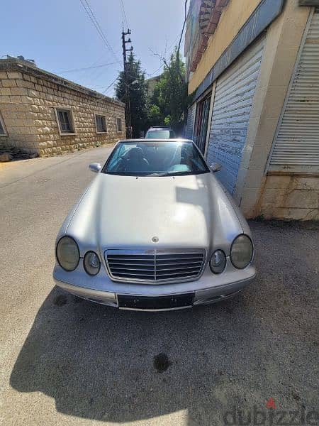 Mercedes-Benz CLK-Class 2000 0