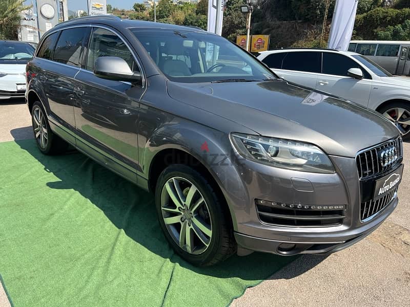 Audi Q7 2011 2