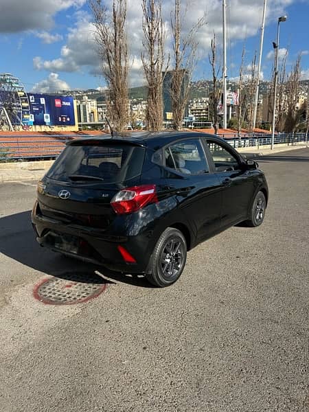 Hyundai Grand i10 2022 From Rasamny Motor Under warranty 28000 km only 3