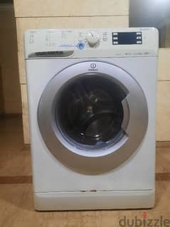 washing machine Indesit / 10kg / A+++ / made in italy / good condition