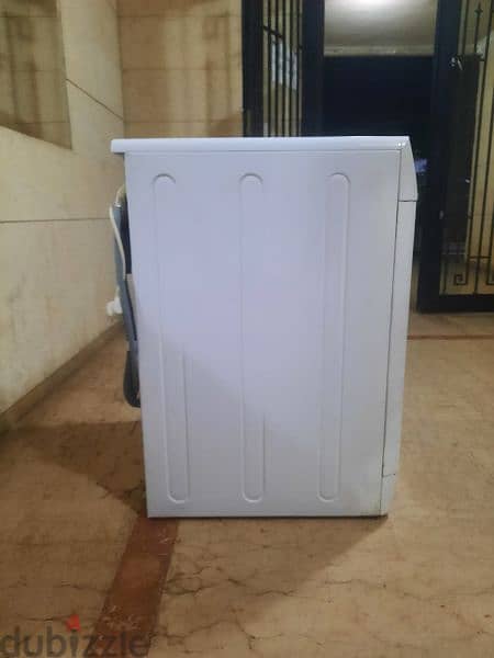 washing machine Indesit / 10kg / A+++ / made in italy / good condition 1