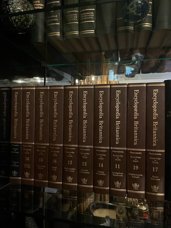 Encyclopedia Britannica VERY HIGH QUALITY 0