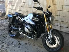 bmw R nine T