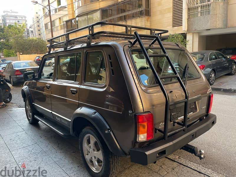 Lada Niva legend with 5 doors 2018 1