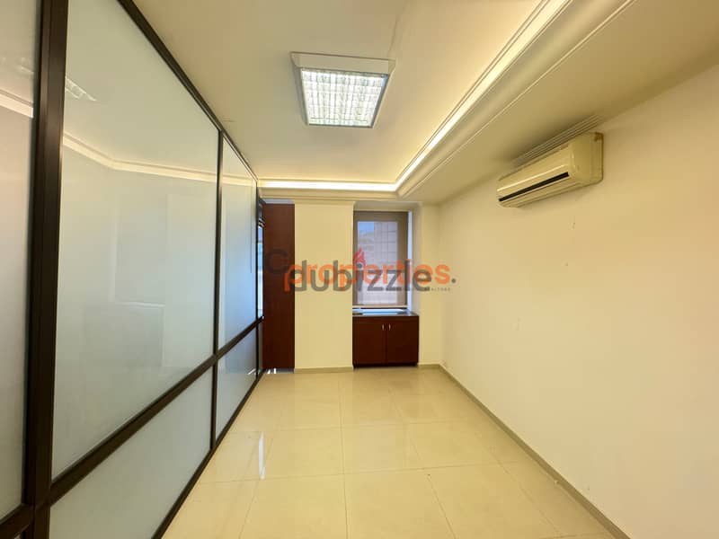 Fully Furnished Office For Rent مكتب مفروش بالكامل للإيجار CPES105 6