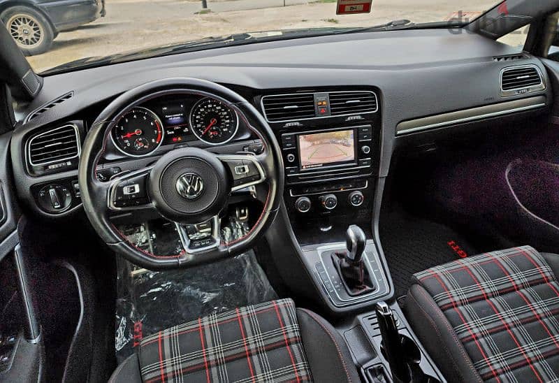 VOLKSWAGEN GOLF 7.5 GTI 2020 full 29000 miles اجنبية شبه جديدة 16