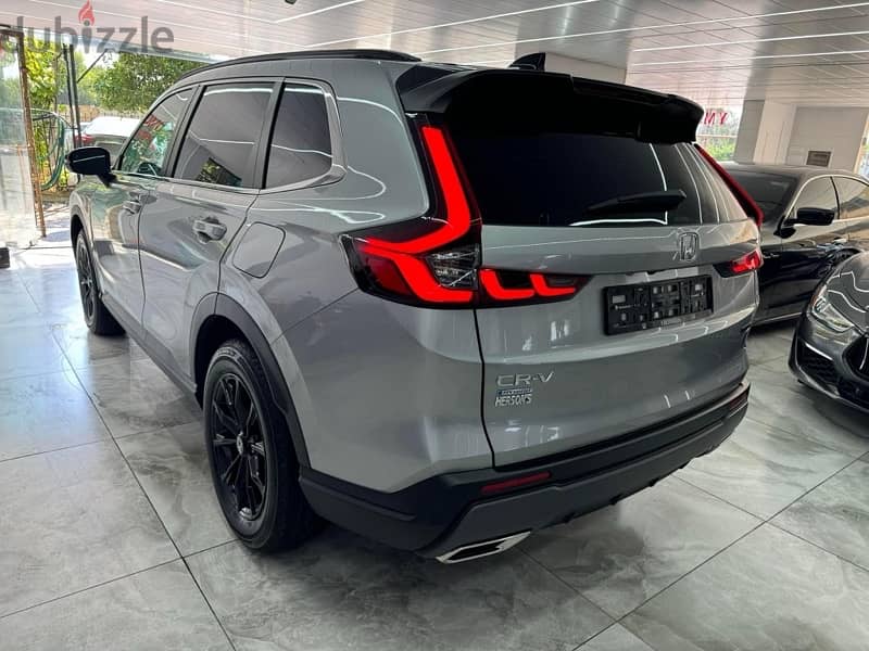 Honda CR-V hybrid 2024 5