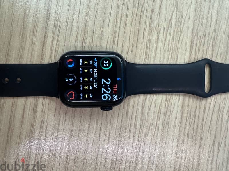 Apple Watch Series 7 (41mm) 1