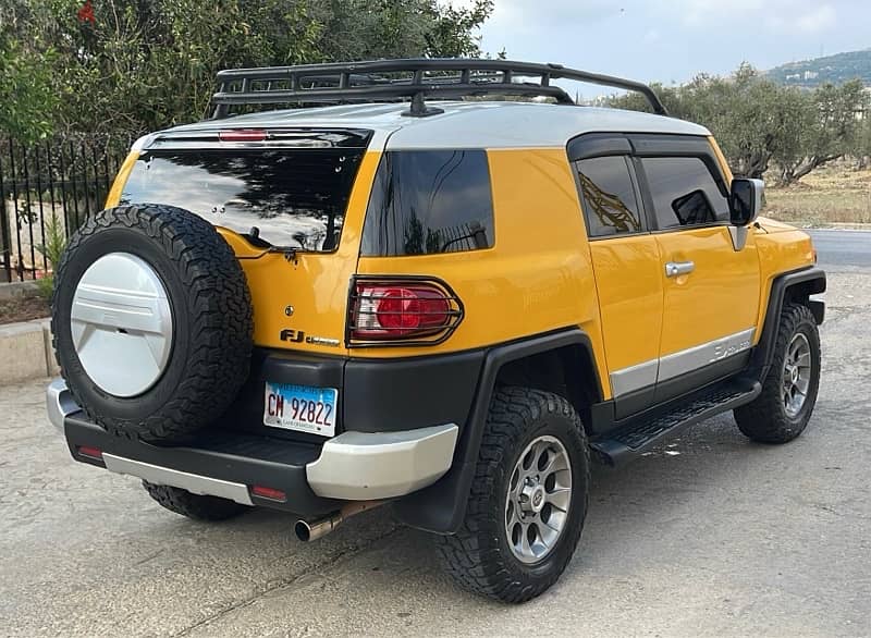 Toyota FJ Cruiser 2010 4