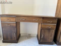 desk + cupboard مكتب وخزانة خشب ماسّيف، صناعة يدوية، حالة ممتازة