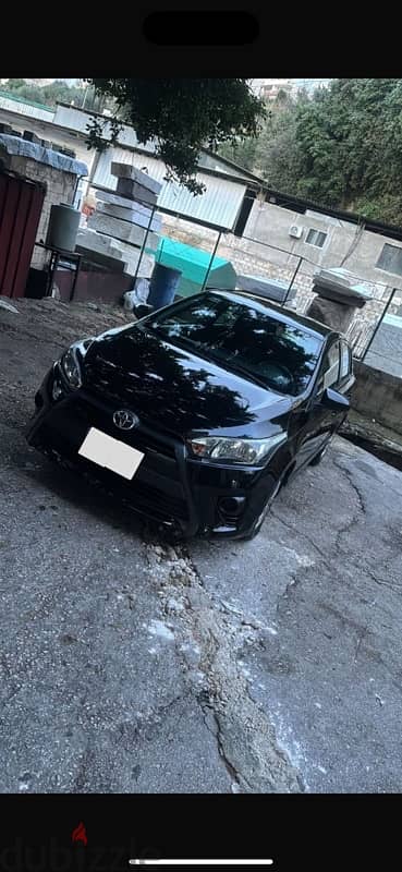 Toyota Yaris 2017 1