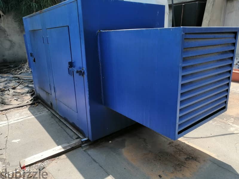 4150$   Perkins 40 kw عرض مغري مولد 1