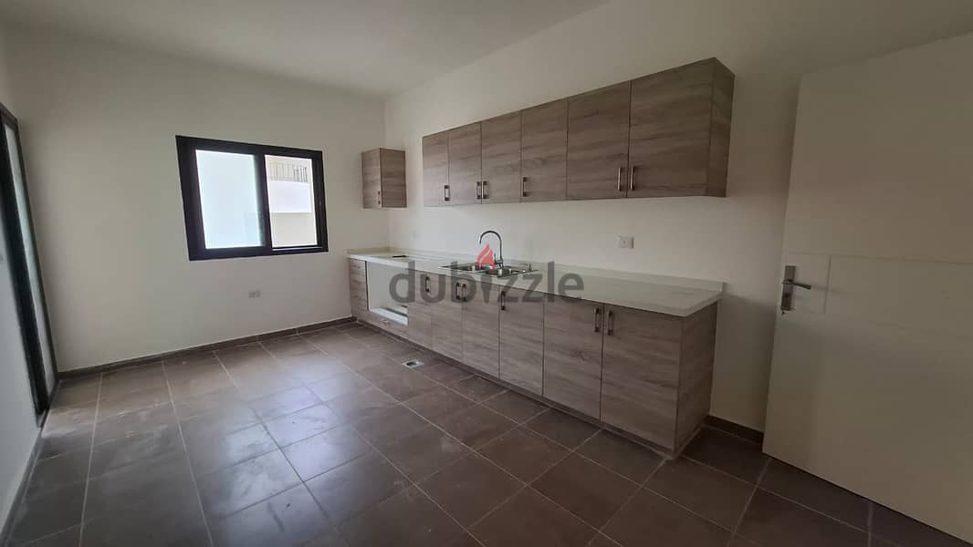 L16021 - Spacious Apartment For Rent In Hboub With View 4