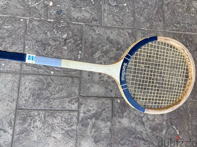 racket from Germany 0