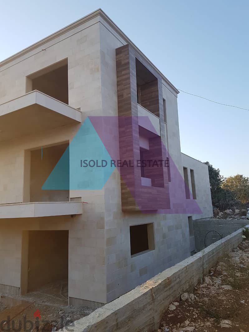 A Spacious 682 m2 villa for sale in Batroun 5