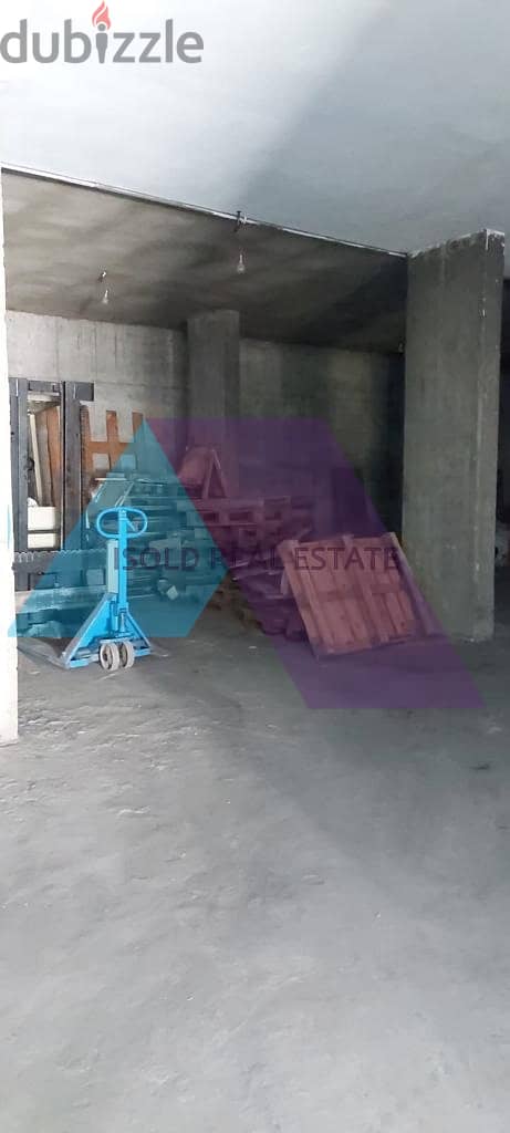 Amazing 600 m2 Shop/Warehouse in Mansourieh for Rent 3