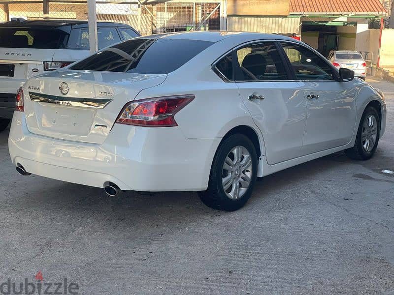 Nissan Altima 2013 1