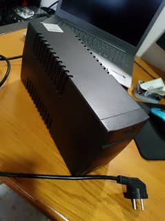 UPS Uninterrupted Power Supply