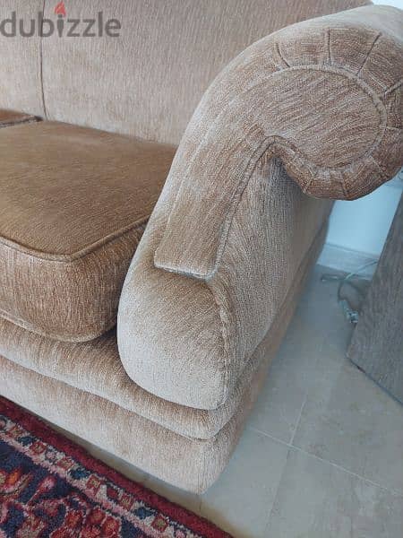 good condition, salon 2