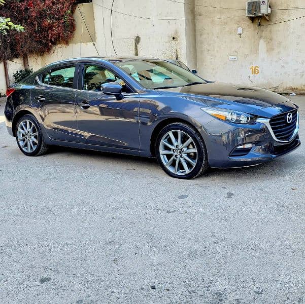 Mazda 3 2018 TOURING full 4