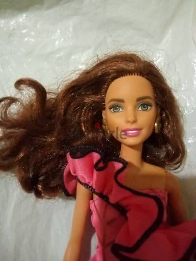 FASHION MIX N MATCH brunette Barbie Mattel as new doll unflex legs=20$