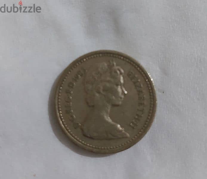 Queen Elizabeth II British pound Coin 2